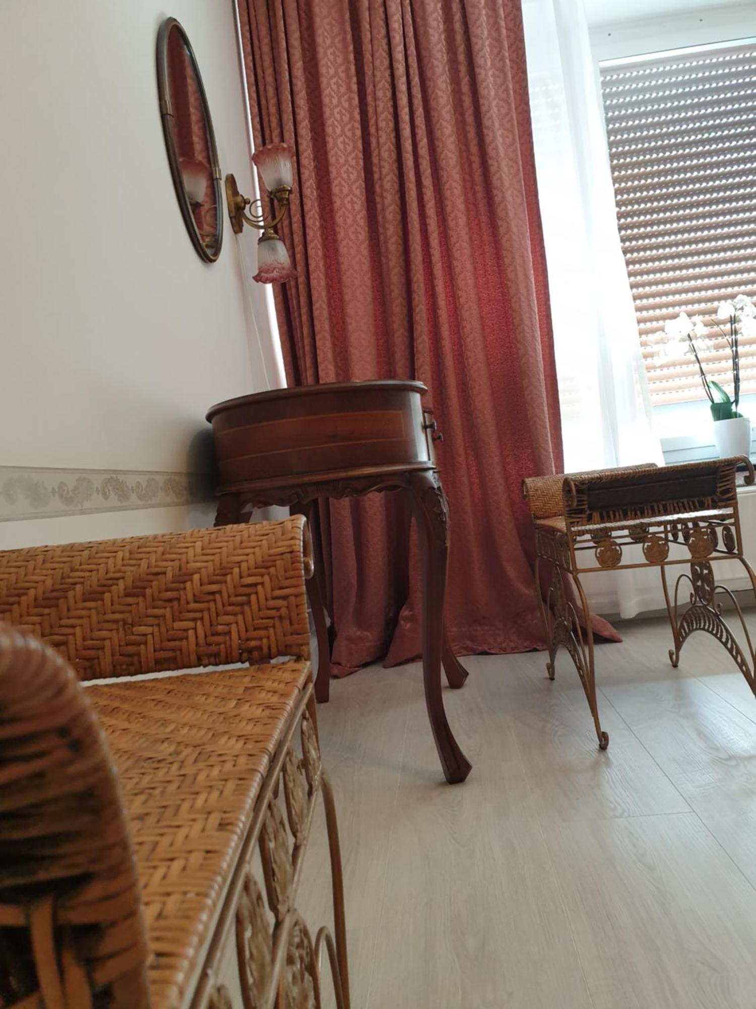 Zimmer Mit Charme Sonne Nürnberg Eksteriør billede