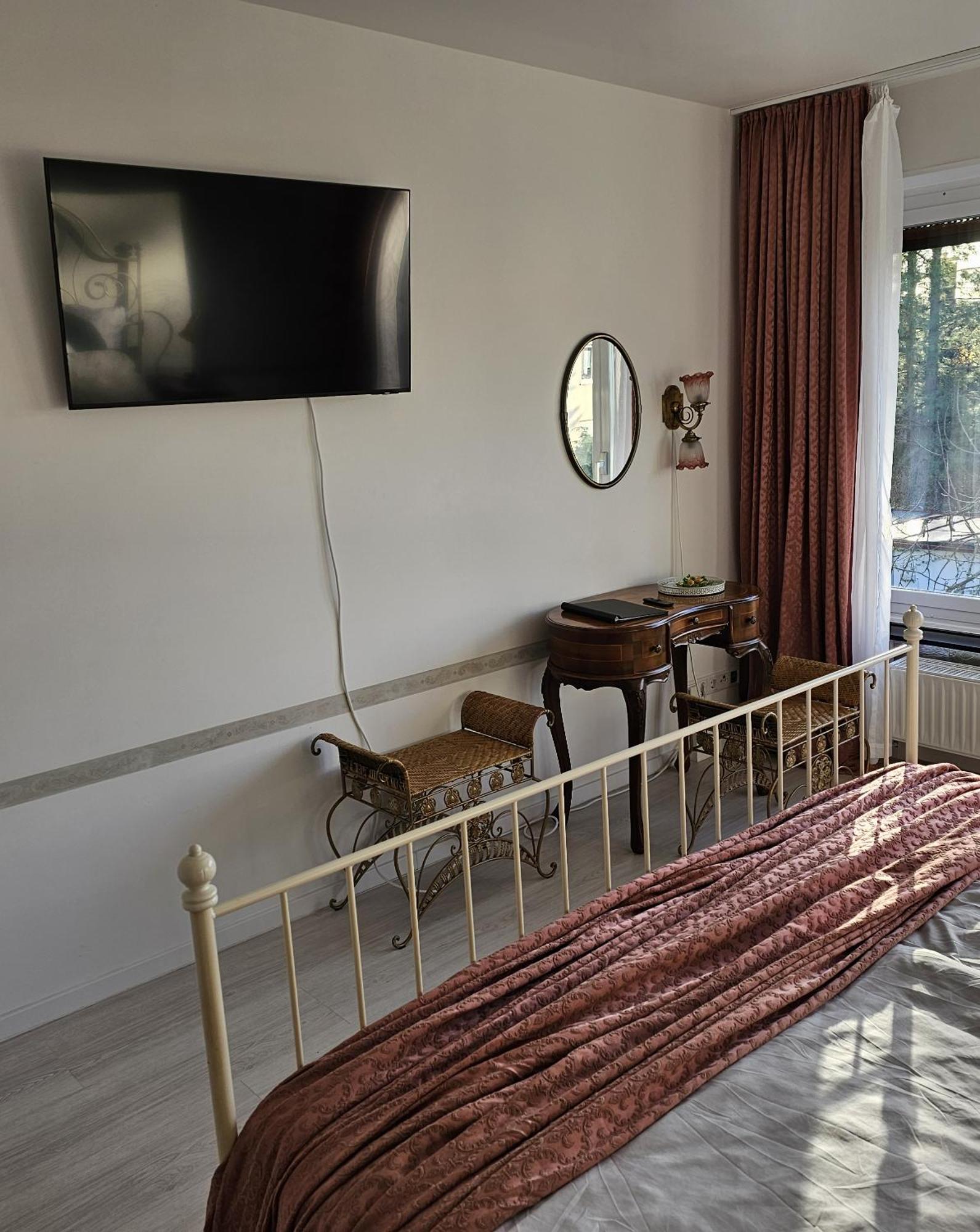 Zimmer Mit Charme Sonne Nürnberg Eksteriør billede